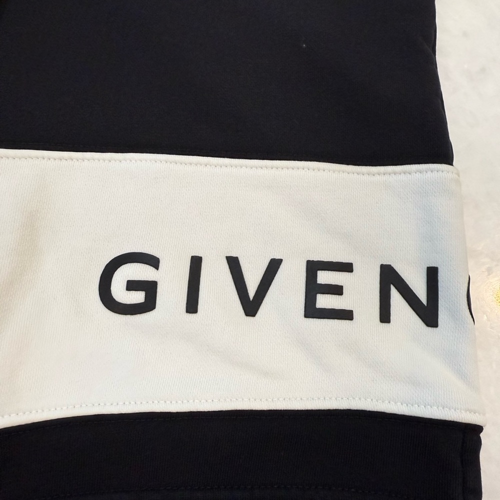 Givenchy Monochrome Logo Sweatshirt
